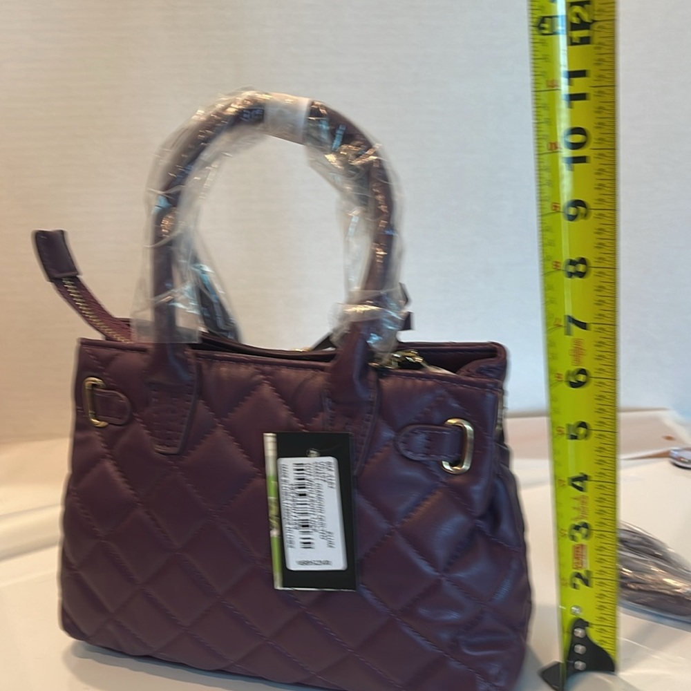 NWT Badgley Mischka Small Diamond quilted tote with lock plum Handbag Crossbody - Picture 12 of 16